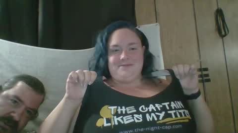 Snapshot of ladylynn13 chatting on 09/11/25, 12:00 LadyLynn13 online show from 09/11/25, 12:00
