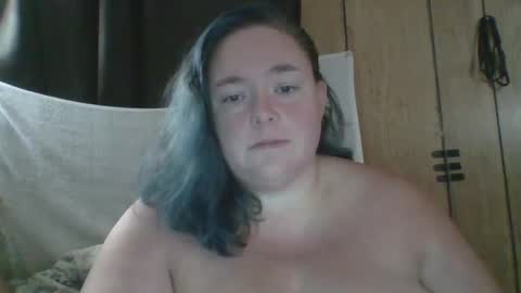 Snapshot of ladylynn13 chatting on 09/27/25, 04:45 LadyLynn13 online show from 09/27/25, 04:45