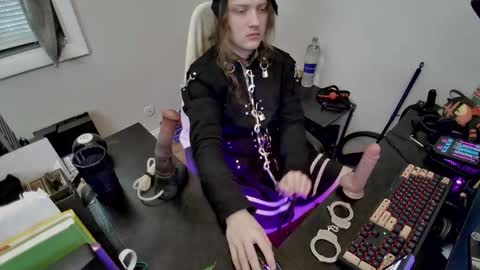 Snapshot of ladymeep chatting on 12/03/25, 03:10 ladymeep online show from 12/03/25, 03:10