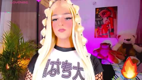 Snapshot of ladynoah chatting on 09/29/25, 10:03 Noah Smith online show from 09/29/25, 10:03