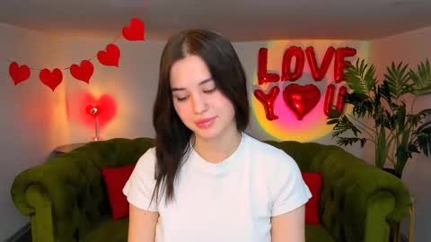 Snapshot of ladyofcandy chatting on 03/11/25, 01:12 Amelia online show from 03/11/25, 01:12