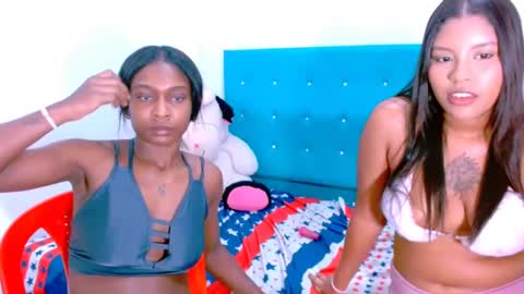 Snapshot of ladypussy69779756 chatting on 12/22/24, 11:41 laura online show from 12/22/24, 11:41