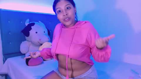 laura online show from 02/01/26, 08:57