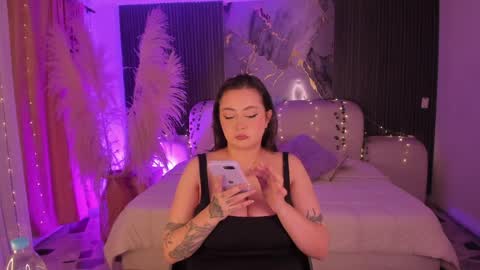 Lady  online show from 04/08/26, 04:12