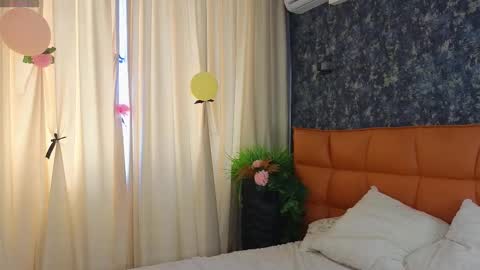 Snapshot of lafeti chatting on 09/16/25, 06:47 Lilia online show from 09/16/25, 06:47