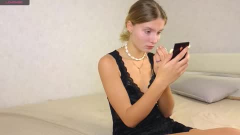 Snapshot of lafeti chatting on 09/22/25, 07:32 Lilia online show from 09/22/25, 07:32