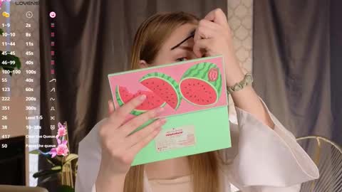 Snapshot of lafeti chatting on 11/19/25, 06:46 Lilia online show from 11/19/25, 06:46