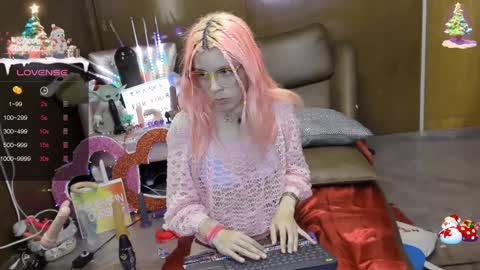 Skinnygirl online show from 01/22/25, 03:20