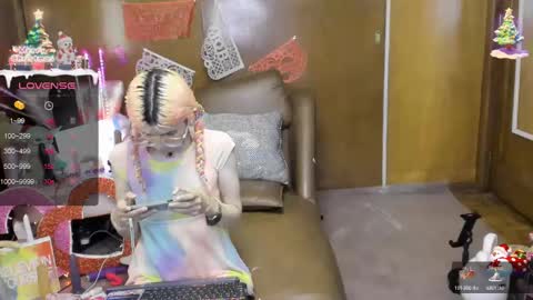 Skinnygirl online show from 02/22/25, 01:22