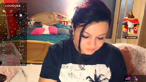 Snapshot of lagerthaa1 chatting on 02/07/25, 12:20 Arielle online show from 02/07/25, 12:20