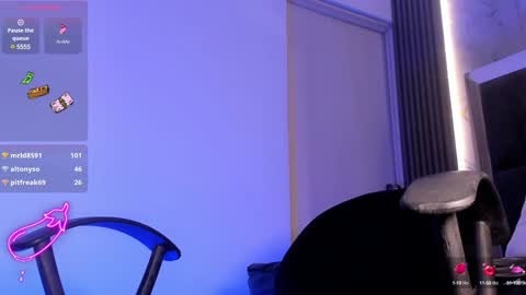 lahiam_smiiith online show from 02/05/25, 06:13