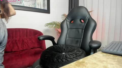 laila_angel online show from 05/28/26, 02:20