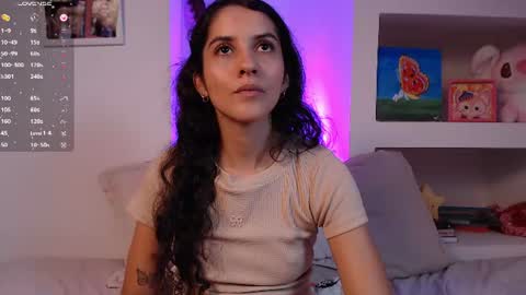 Snapshot of lailypink chatting on 06/11/26, 01:27 samanta online show from 06/11/26, 01:27