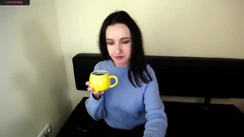 Laima online show from 10/12/25, 08:13