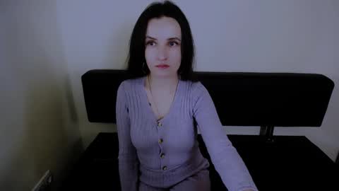 Laima online show from 10/17/25, 07:00