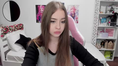 Kira online show from 12/02/24, 10:56