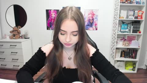 Kira online show from 01/26/25, 11:29