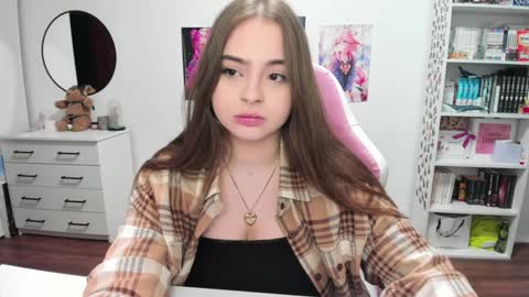 Kira online show from 01/30/25, 10:41