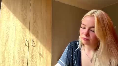 Snapshot of laino_ chatting on 08/05/26, 08:28 Omilia online show from 08/05/26, 08:28