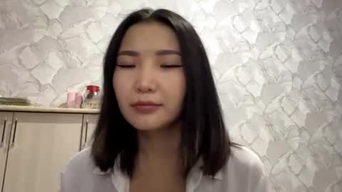 Luna online show from 09/21/25, 03:02