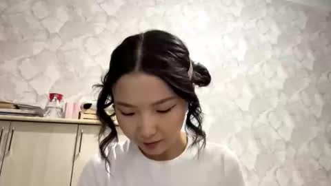 Luna online show from 09/25/25, 03:05