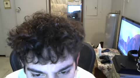 Snapshot of lakewood4523 chatting on 12/17/24, 09:17 Carlosss online show from 12/17/24, 09:17