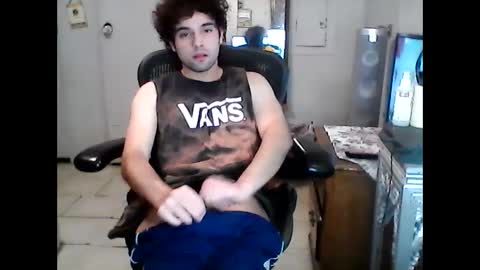 Snapshot of lakewood4523 chatting on 02/25/25, 07:31 Carlosss online show from 02/25/25, 07:31