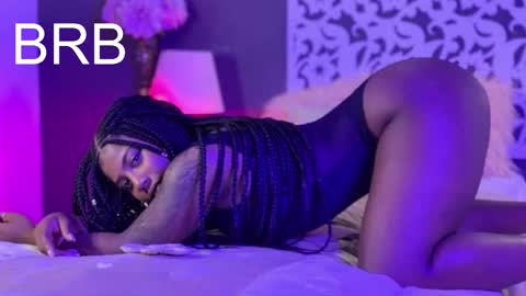 IG222dmm  online show from 10/22/25, 02:23