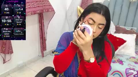 Laskhmirani online show from 11/29/25, 11:57