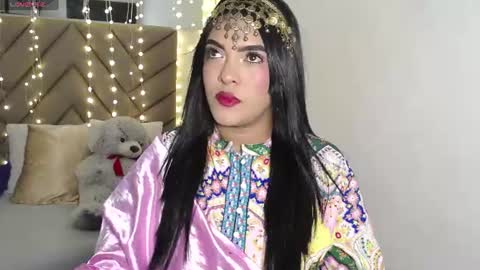 Laskhmirani online show from 07/11/26, 12:19
