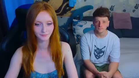 Snapshot of laksmrrr chatting on 07/17/26, 10:11 Lu Alex online show from 07/17/26, 10:11