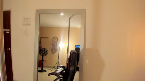 lala_demon online show from 04/14/26, 12:22