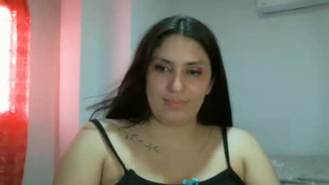 Snapshot of lala_gomez01 chatting on 12/05/24, 09:39 laura gomez online show from 12/05/24, 09:39