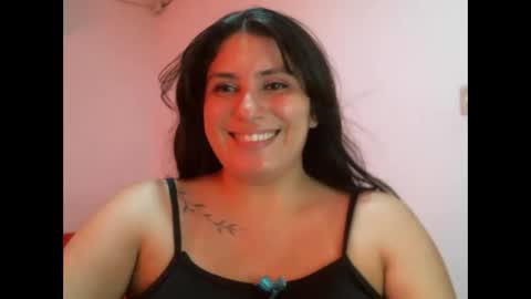 Snapshot of lala_gomez01 chatting on 02/05/25, 08:14 laura gomez online show from 02/05/25, 08:14