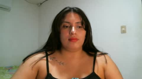 Snapshot of lala_gomez01 chatting on 02/06/25, 02:33 laura gomez online show from 02/06/25, 02:33