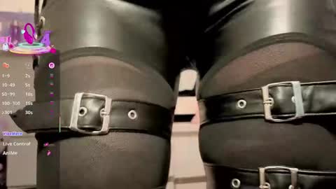 Miss Lala online show from 11/26/25, 03:57