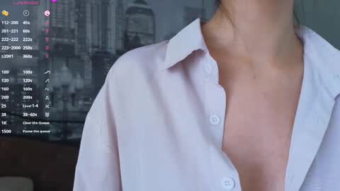 Julia online show from 09/15/25, 08:14