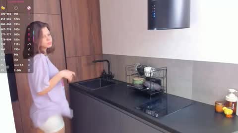 Julia online show from 03/28/26, 08:19