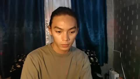 lalakinghugecock_2 online show from 12/17/24, 05:15