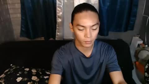 lalakinghugecock_2 online show from 01/06/25, 05:06