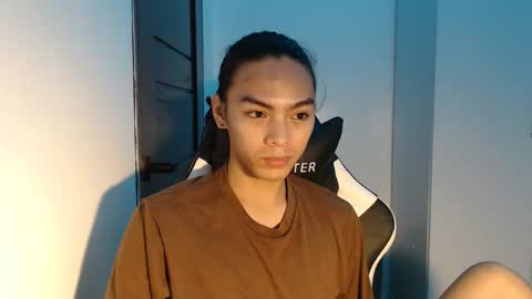 lalakinghugecock_2 online show from 09/15/25, 06:19