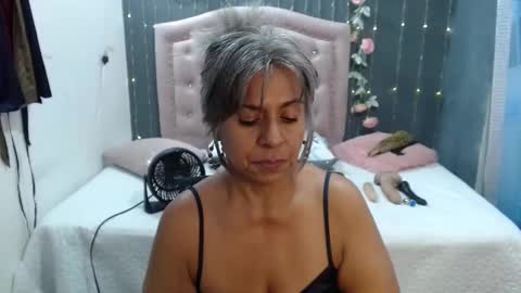 Snapshot of lalisha_96 chatting on 02/16/25, 05:15 lalisha online show from 02/16/25, 05:15