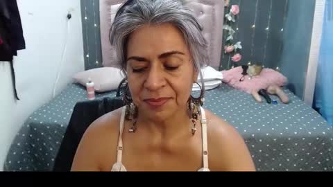 Snapshot of lalisha_96 chatting on 03/08/25, 03:28 lalisha online show from 03/08/25, 03:28