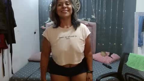 Snapshot of lalisha_96 chatting on 09/16/25, 01:17 lalisha online show from 09/16/25, 01:17