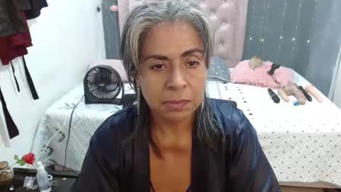 Snapshot of lalisha_96 chatting on 10/01/25, 10:49 lalisha online show from 10/01/25, 10:49