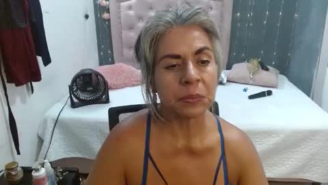 lalisha online show from 10/31/25, 12:11