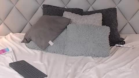 Laly Castro online show from 02/17/25, 01:25