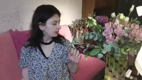 I work 5PM to 9 PM EST  New York online show from 12/11/24, 12:44