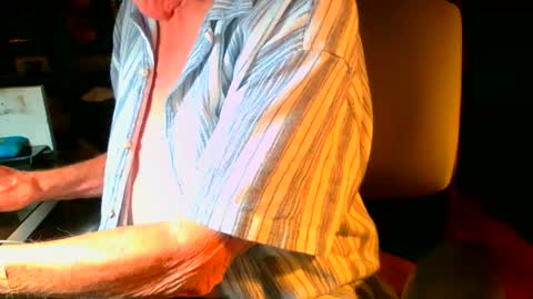 lamarbrazil online show from 12/02/25, 03:56