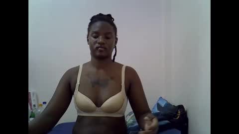 Snapshot of lamensha chatting on 09/19/25, 09:11 lamensha online show from 09/19/25, 09:11